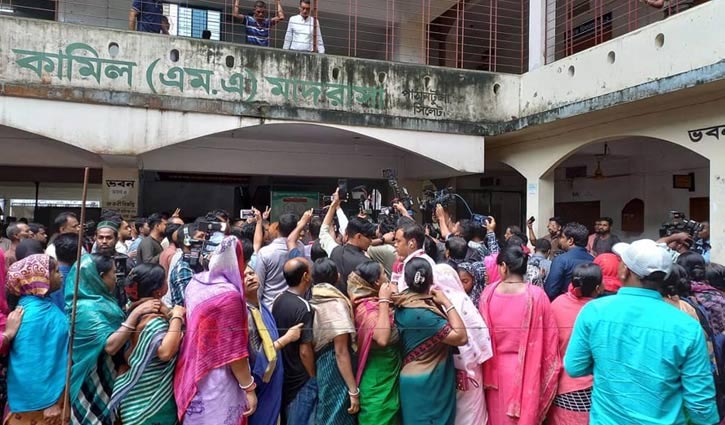 SCC polls: Long queues at voting centers