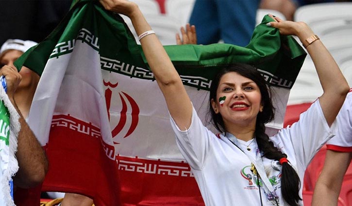 Iran allows women entry to football stadiums