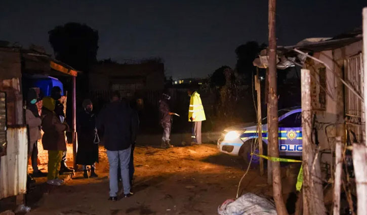 দক্ষিণ আফ্রিকায় গ্যাস লিকেজে ১৬ জনের মৃত্যু