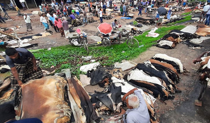 রাজারহাটে দেড় কোটি টাকার চামড়া বিক্রি