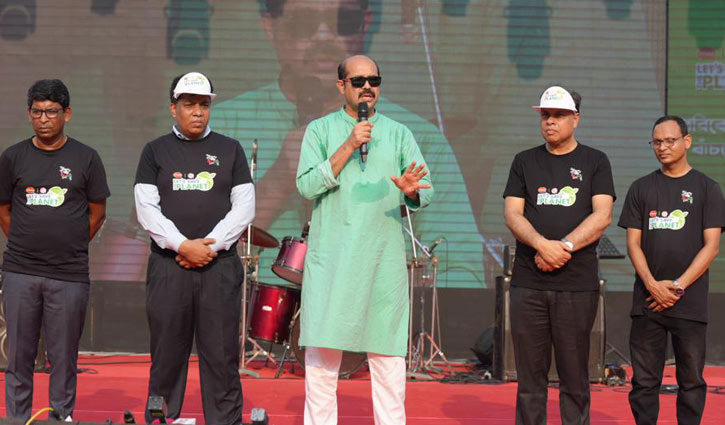 উন্নয়‌নের না‌মে গাছ কাটলে কঠোর ব্যবস্থা : মেয়র আতিক