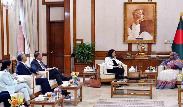 প্রধানমন্ত্রীর সঙ্গে উজরা জেয়ার সাক্ষাৎ