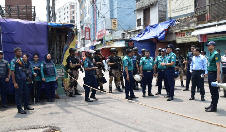 রাজশাহীতে থমথমে অবস্থা, পুলিশের কঠোর নিরাপত্তাবলয়