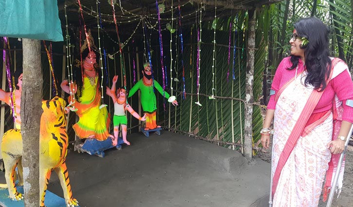 করো কাছে তিনি ‘দেবী’, কারো কাছে ‘পিরানী’