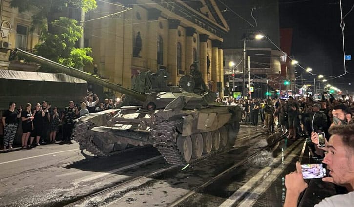 রাশিয়ান সেনাবাহিনীর কাছে অস্ত্র সমর্পণ করবে ওয়াগনার: মস্কো