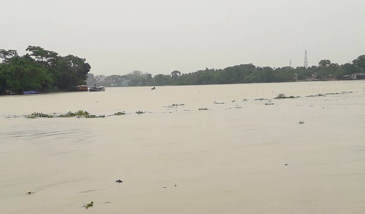 সুরমার পানি বিপৎসীমার ওপরে, বন‌্যার আশঙ্কা  