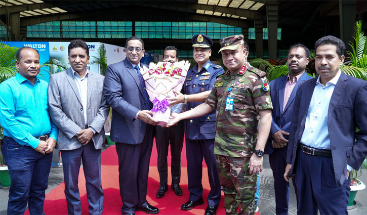 ওয়ালটন হেডকোয়ার্টার্স পরিদর্শনে ১৭ দেশের মিলিটারি ডেলিগেটস  