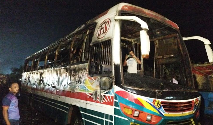 Passenger bus torched in Feni