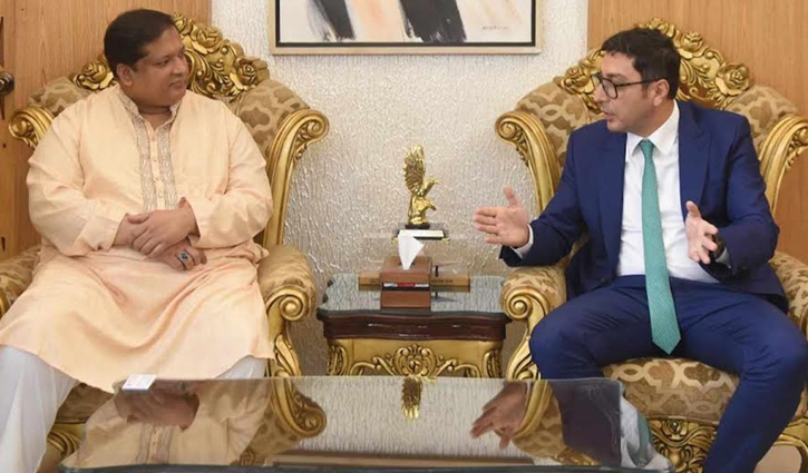 Azerbaijan Sports Minister calls on State Minister Russel