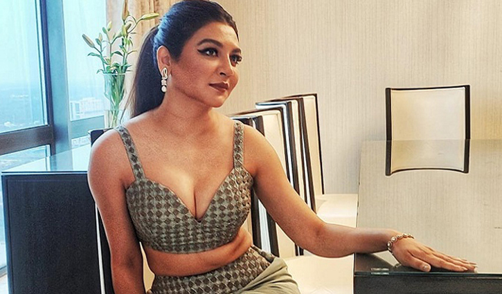 ভারতের চলচ্চিত্র উৎসবে জয়ার চার সিনেমা