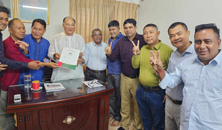 রাঙামাটি ২৯৯ আসনে আ.লীগের মনোনয়নপত্র নিলেন দীপংকর-নিখিল
