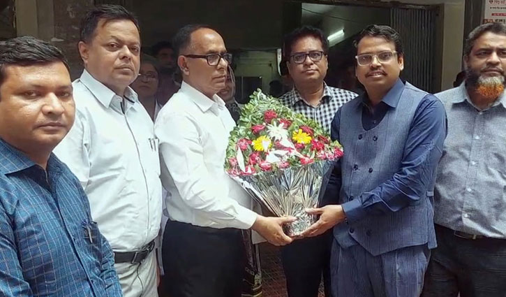 মৌলভীবাজার সদর হাসপাতাল পরিদর্শনে অতিরিক্ত স্বাস্থ্য সচিব
