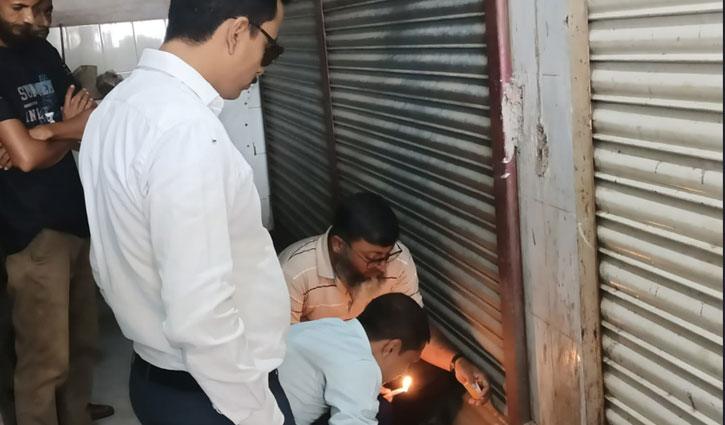 বগুড়ায় ৫১০ টাকায় স্যালাইন বিক্রি, দোকান সিলগালা