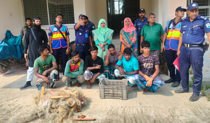 নিষেধ অমান্য করে মেঘনায় মাছ ধরায় ৪ জেলের কারাদণ্ড