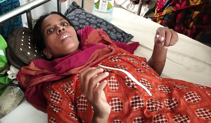 পেটের ভেতরে মপ রেখে সেলাই, সংকটাপন্ন প্রসূতির জীবন