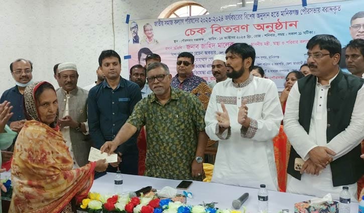 একশো টাকায় ভোট কেনার দিন শেষ: স্বাস্থ্যমন্ত্রী