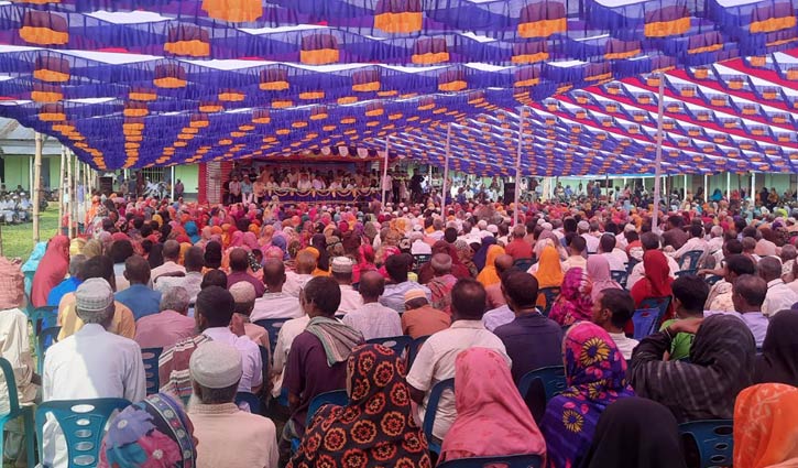 শিক্ষা প্রতিষ্ঠানের ক্লাস বন্ধ রেখে এমপি’র সভা