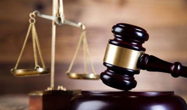 দুর্নীতির মামলায় সাবেক এয়ার হোস্টেসের দণ্ড