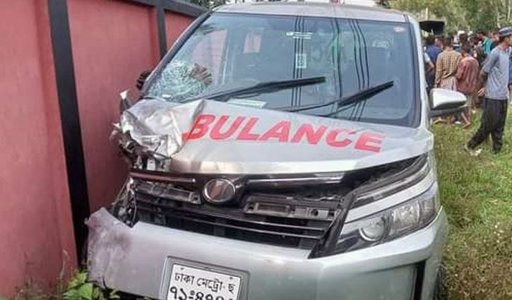মৌলভীবাজারে অ্যাম্বুলেন্স-মোটরসাইকেল সংঘর্ষে নিহত ২