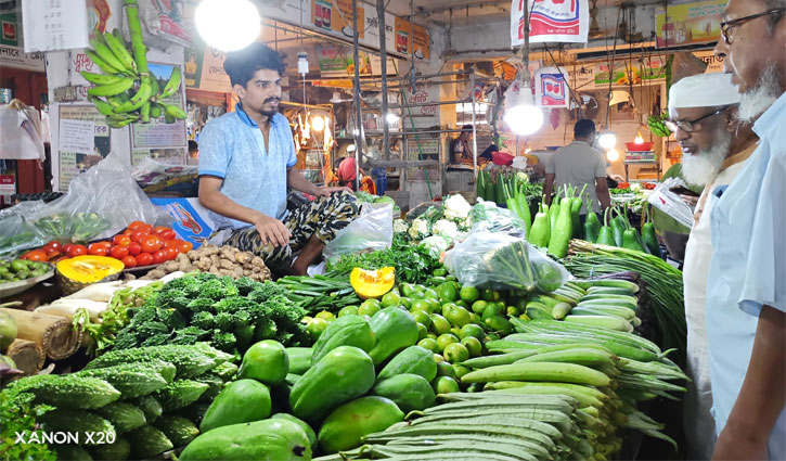 বেড়েছে সবজির দাম, বিপাকে ক্রেতারা