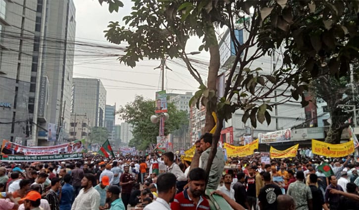 বিএনপির সমাবেশ শুরু, লোকে লোকারণ্য নয়াপল্টন