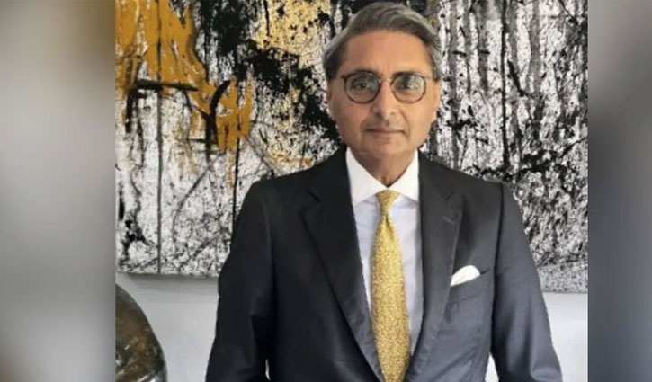 Indian billionaire, his son killed in Zimbabwe plane crash