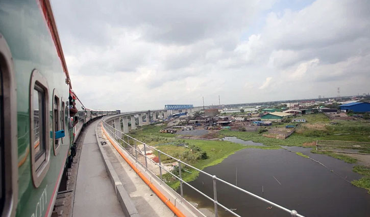 Commercial train operations via Padma Bridge begins
