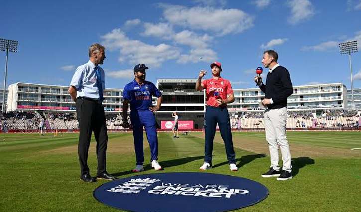 ইংল্যান্ডের বিপক্ষে টস হেরে ব্যাটিংয়ে ভারত