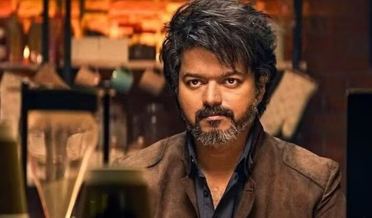 ১৩ দিনে বিজয়ের সিনেমার আয় ৭২২ কোটি টাকা