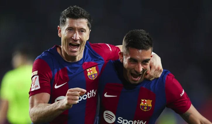 জোড়া গোলে বার্সাকে জয় এনে দিলেন লেভানডোভস্কি