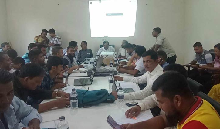 পঞ্চগড়ে প্রথমবার অনলাইনে চায়ের নিলাম