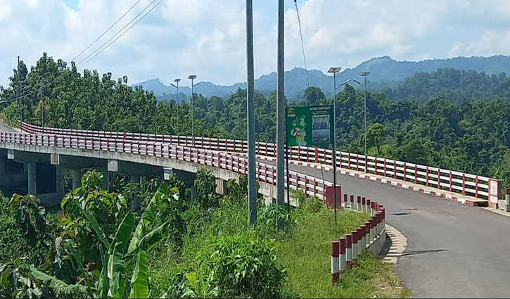 রাঙামাটিতে পর্যটন খাতের উন্নয়নে গতি নেই