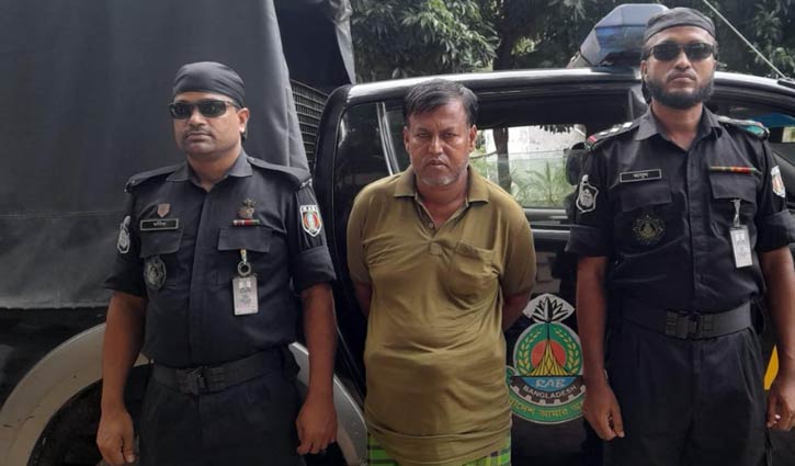 বগুড়ায় মাকে গলা কেটে হত্যা, ছেলে গ্রেপ্তার