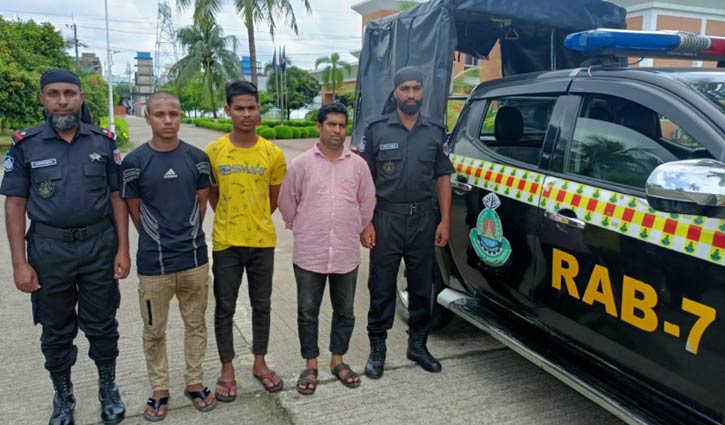 চট্টগ্রামে ভেজাল তেল কারখানায় অভিযান, গ্রেপ্তার ৩ 