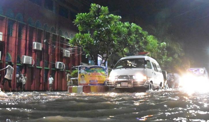 রাজশাহীতে মৌসুমের সর্বোচ্চ বৃষ্টি