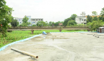 মুরাদনগরে ফসলি জমিতে ড্রেজার দিয়ে চলছে বালু উত্তোলন