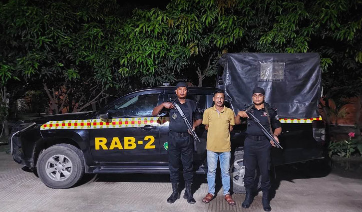 কলেজছাত্র রুবেল হত্যা: সাজাপ্রাপ্ত পলাতক আসামিকে গ্রেপ্তার