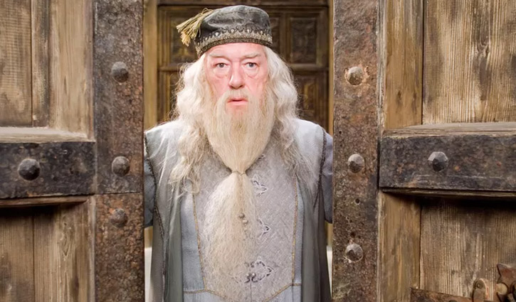 ‘Harry Potter’ famed actor Michael Gambon dies