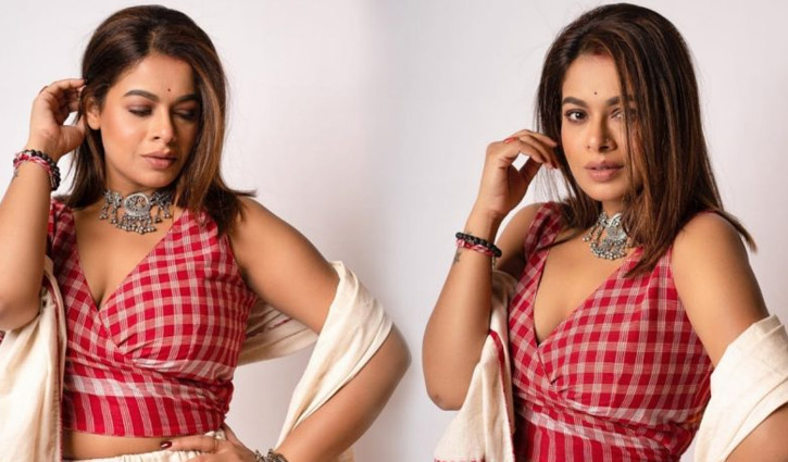 বোল্ড লুকে ইমনকে দেখে বিদ্রুপ, পাল্টা জবাব গায়িকার