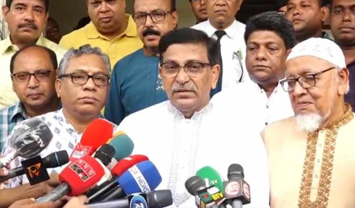 নির্বাচনে অংশ না নিলে বিএনপি গভীর সংকটে পড়বে: হানিফ 