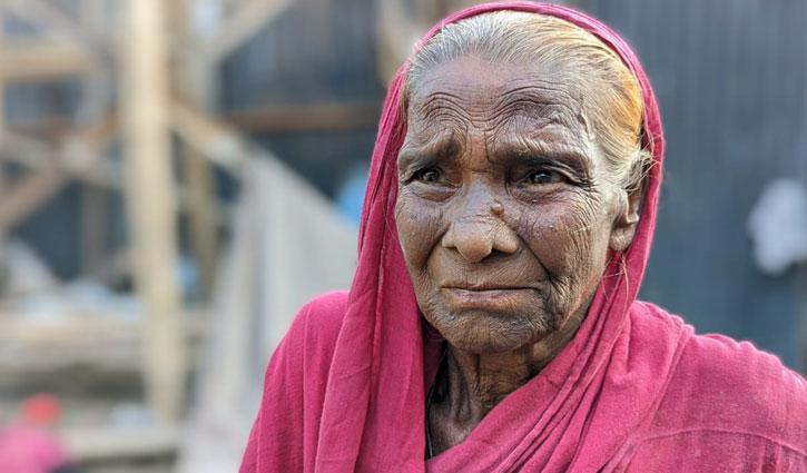 সরকারি ঘর আর পাওয়া হলো না কুটি খাতুনের