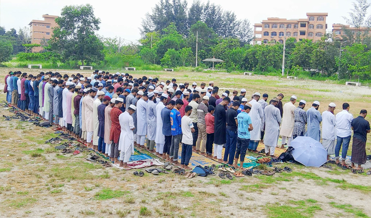 ববিতে ইসতিসকার নামাজ আদায়