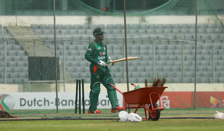 জার্সি খোলার জন্যও সময় নেননি সাকিব