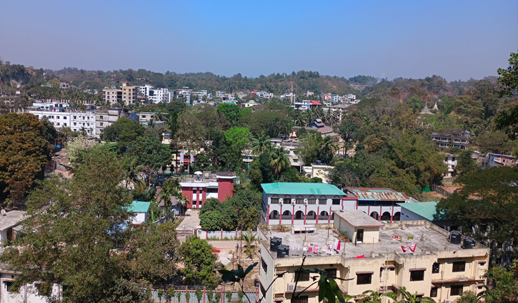 কেএনএফ’র তাণ্ডব: বান্দরবানের পর্যটন ব্যবসা চরম ঝুঁকিতে