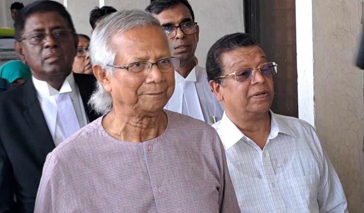 দেবদেবীর অভিশাপে অভিশপ্ত, তাই লোহার খাঁচায় ঢুকতে হয়েছে: ড. ইউনূস