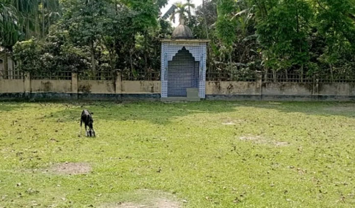 ইমাম নিয়ে দ্বন্দ্বে ঈদগাহে নামাজ পড়ায় ‘নিষেধাজ্ঞা’