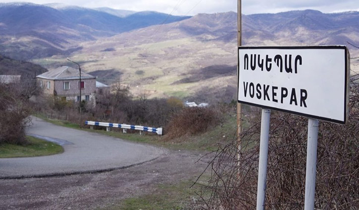 Armenia returns 4 border villages to Azerbaijan