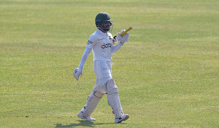 Mominul joins 4000-run club