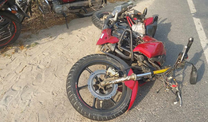 Two motorcyclists killed in Rajshahi road accident
