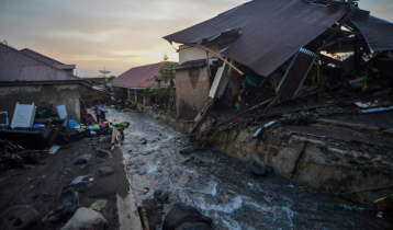 67 killed in Indonesia floods